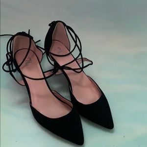 Never work JG tie up heels